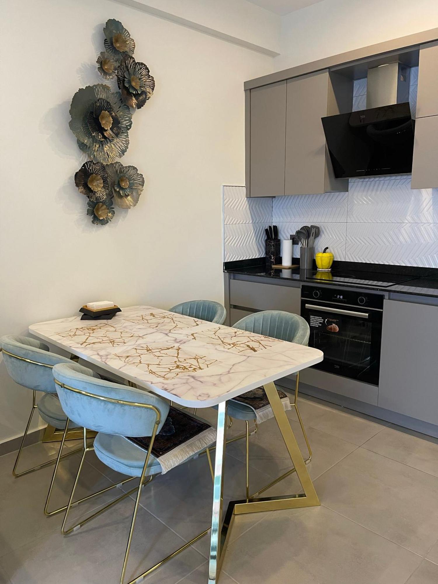 Sa Apartments! 300M To The Beach & Yekta Mall อลันยา ภายนอก รูปภาพ