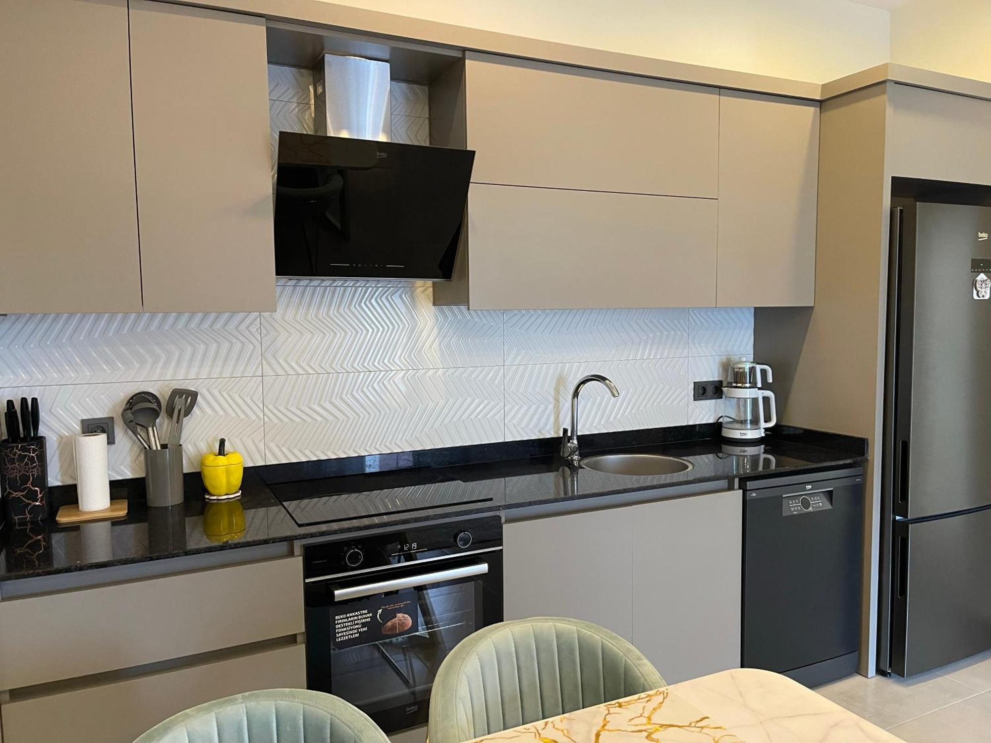 Sa Apartments! 300M To The Beach & Yekta Mall อลันยา ภายนอก รูปภาพ