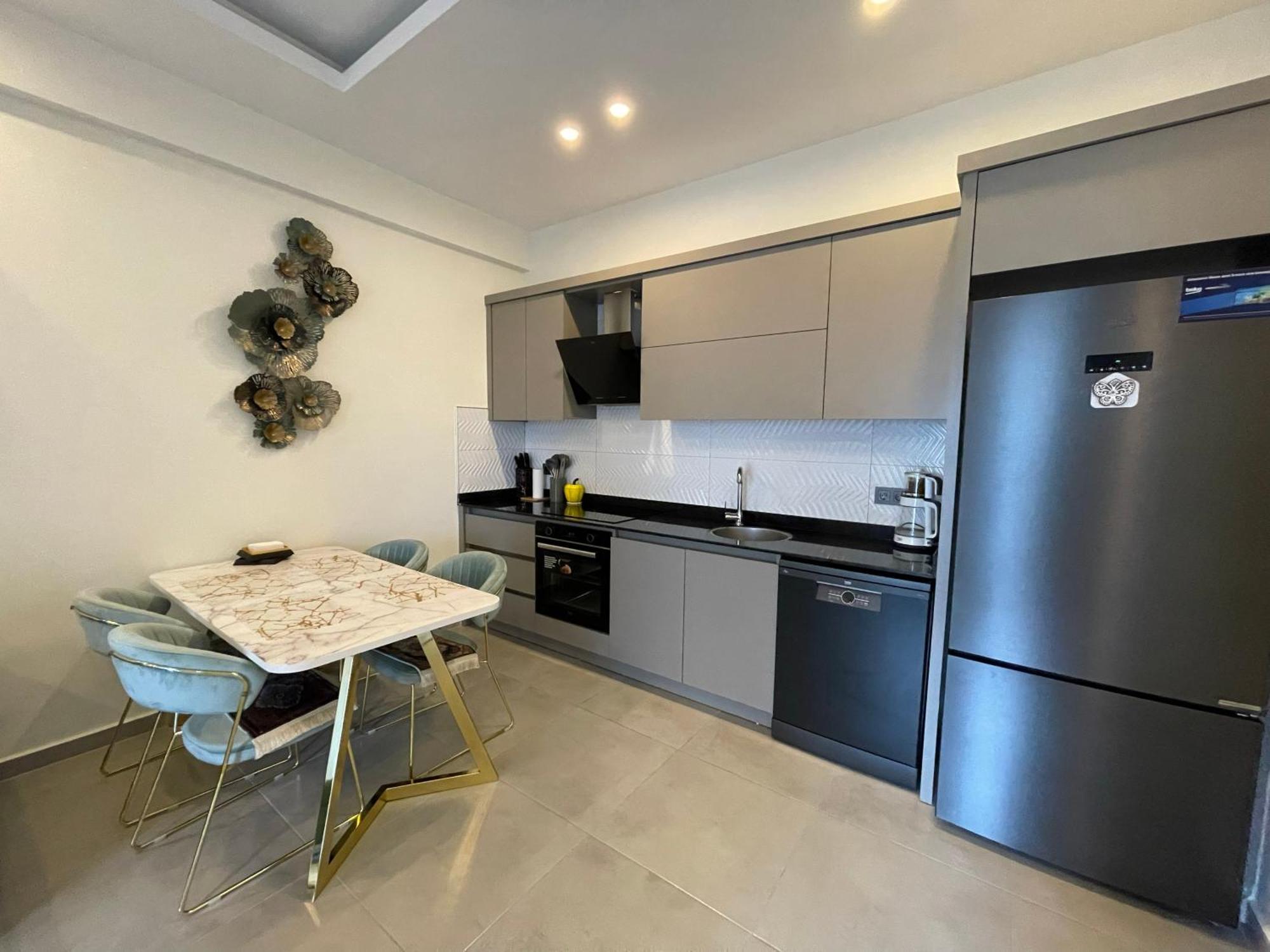Sa Apartments! 300M To The Beach & Yekta Mall อลันยา ภายนอก รูปภาพ